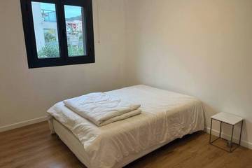 Chambre D’hôte pour 8 Personnes dans Ajaccio, Région d'Ajaccio, Photo 4