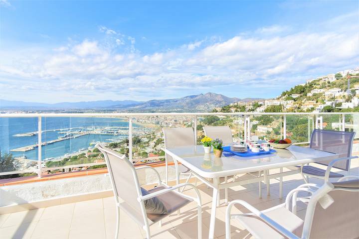 Casa rural para 8 personas, con Balcón y Terraza además de Jardín y Piscina en Roses - 3