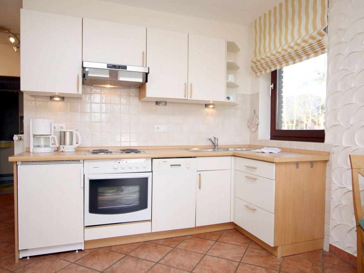 Ganze Ferienwohnung, Badestraße 80, Whg. 1, Goting Hus - Ferienwohnung im Hochparterre,  2- Zimmer mit ca. 40 m² Wohnfläche und Ostbalkon in Wyk auf Föhr (Stadt), Wyk auf Föhr