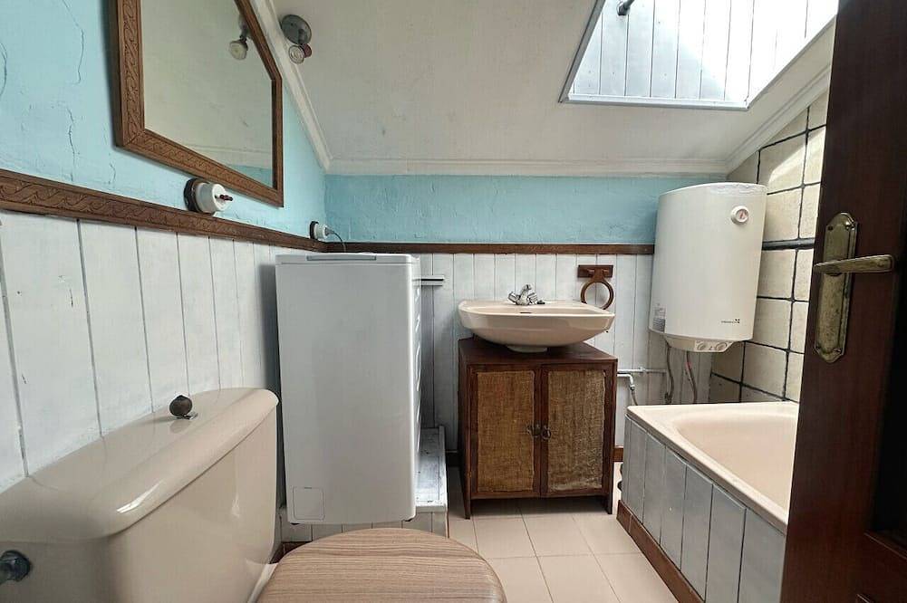 Entire apartment, Penthouse in somo near the beach. Lotus Flower - 30604 in Somo, Ribamontán al Mar