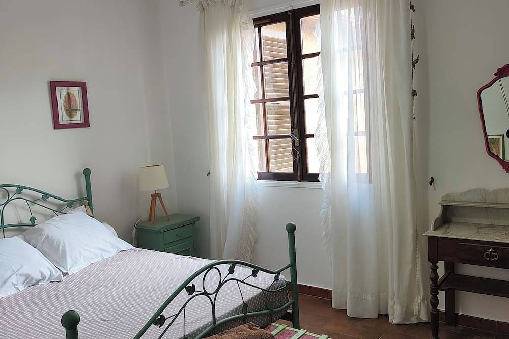 Casa Augustinu : le Charme et le Confort D'une Maison de Famille Près de mer in Aléria, Corte und Umgebung