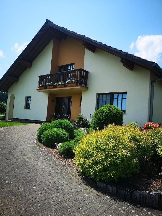 Appartement entier, One-Bedroom Apartment in St. Vith, Hautes Fagnes