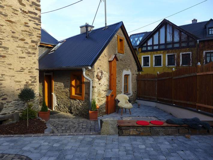 Natuurhuisje voor 4 personen, met sauna en tuin in de Eifel