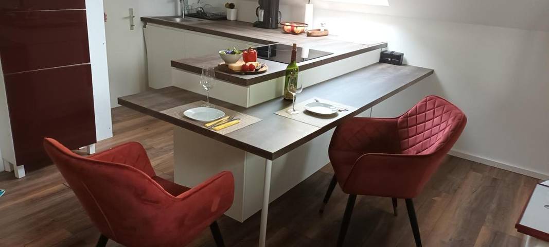 Ferienwohnung für 2 Personen, mit Seeblick und Ausblick sowie Garten in Irrsee - 2