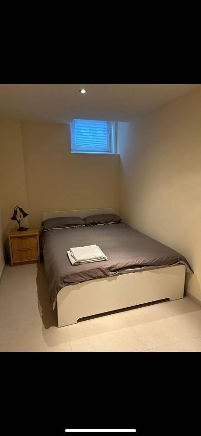 Appartement entier, Three-Bedroom Apartment in Bruxelles, Région de Bruxelles