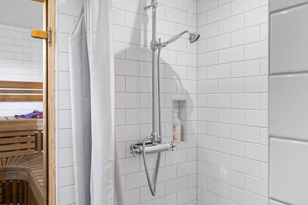 Luxury Home - Pool- View in Stockholm Archipelago in Mörtnäs, Stockholmer Schärengarten