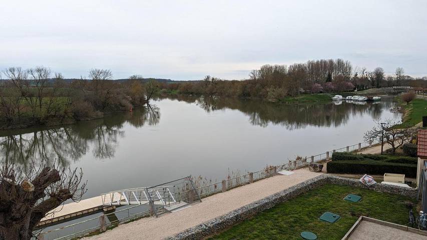 Gîte pour 3 personnes, avec terrasse, animaux acceptés dans Lechâtelet