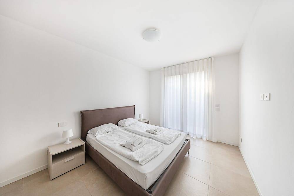 Villa Prestige 19 mit privatem Pool und Garten in Sirmione, Gardasee-Berge