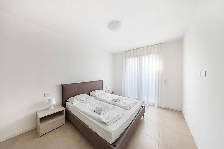 Villa pour 8 personnes, avec jardin et balcon à Sirmione - 3