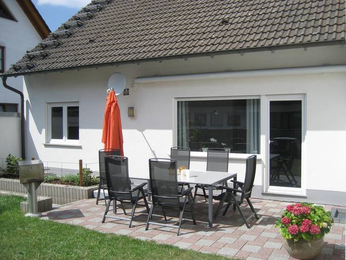 Ferienwohnung für 10 Personen, mit Terrasse und Garten in Rengsdorf-Waldbreitbach