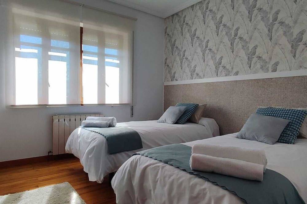 Casa Angela Recién Reformada con Jardín Privado in Arenas de Iguña, Cordillera Cantábrica