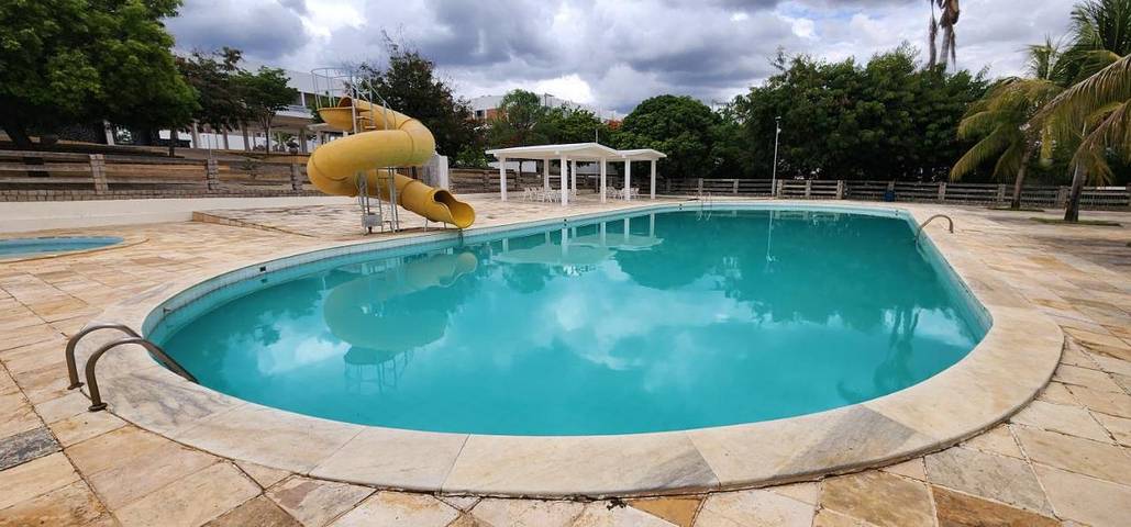 Hôtel pour 2 personnes, avec piscine ainsi que jardin et terrasse, animaux acceptés