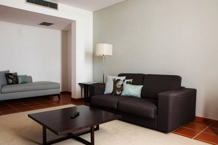 Hotel para 2 personas, con piscina y terraza además de jardín y jacuzzi en Alentejo - 2