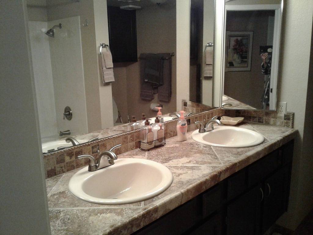 Im Zentrum Aller Aktionen! Ansichten! in Sedona, Oak Creek Canyon