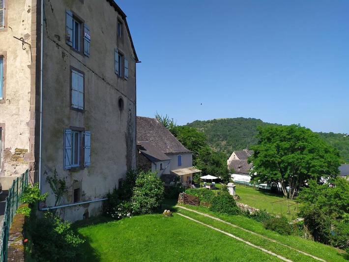 Location de vacances pour 4 personnes, avec vue à Auzits - 2