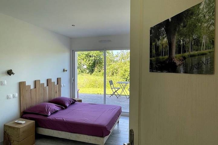 Gîte in the Marais Poitevin for 8 people, 4 bedrooms with private bathroom in Le Bourdet, Niort und Umgebung