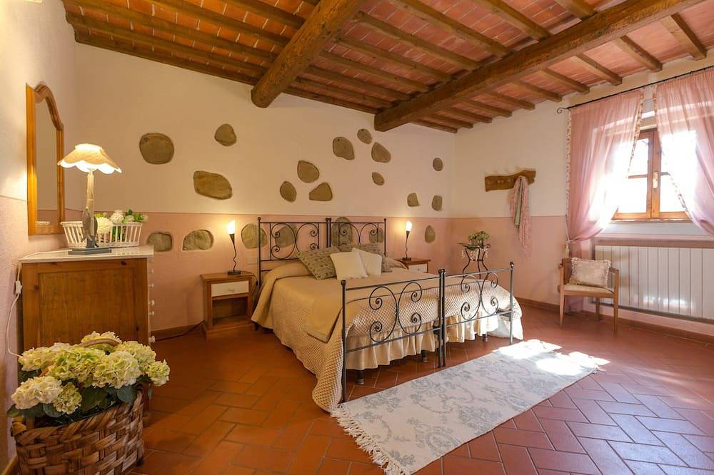 Geheel appartement, Aanbieding! Vakantie, appartement (Mimosa 2 + 2) Volterra, San Gimignano en Pisa in Peccioli, Provincie Pisa