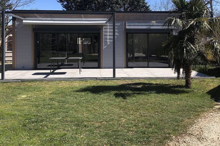 Gîte pour 5 personnes, avec jardin et terrasse à La Souche