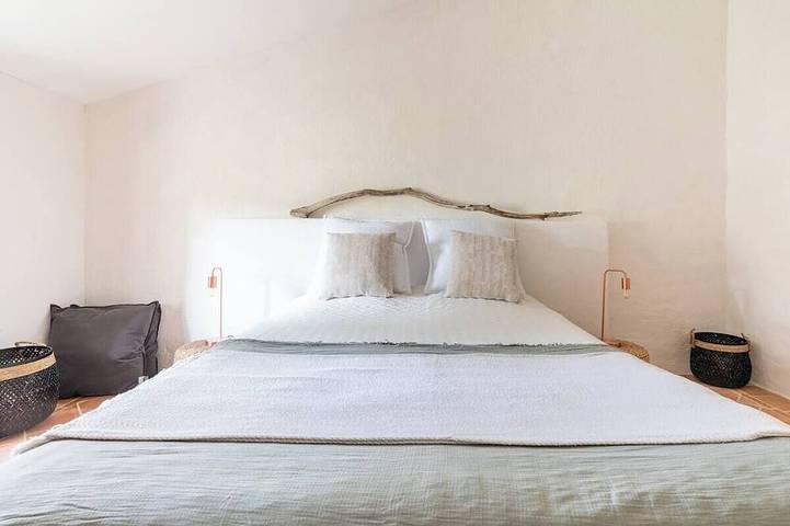 Gîte pour 14 personnes, avec jardin à Saint-Julien - 4