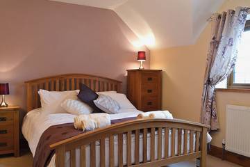 Cottage for 16 People in Powys, Mid-Wales, Photo 2