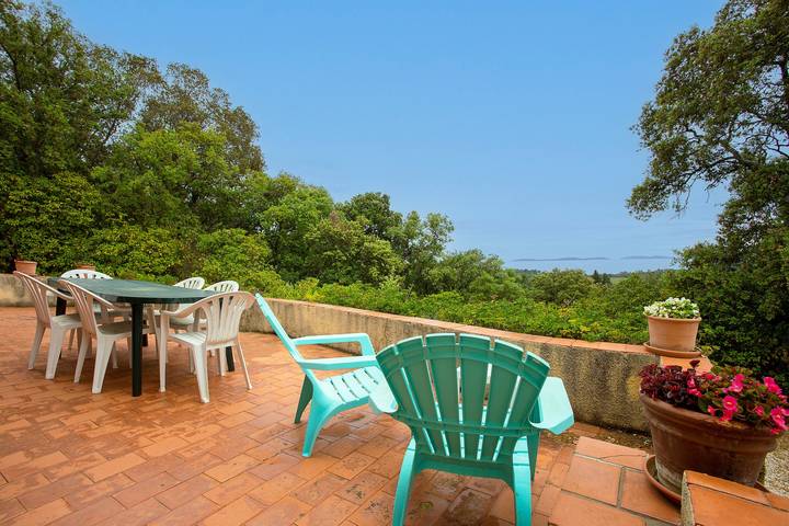 Ferienhaus für 10 Personen, mit Garten in La Croix-Valmer - 2