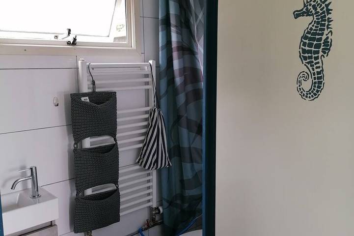 Wohnwagen für 3 Personen in Dirkshorn - 4