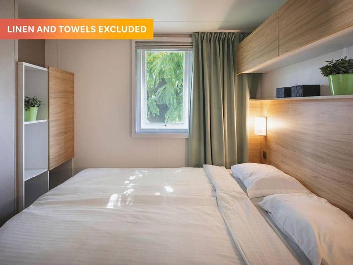 Location de vacances pour 6 personnes, avec terrasse ainsi que piscine et jardin à Locunolé - 2