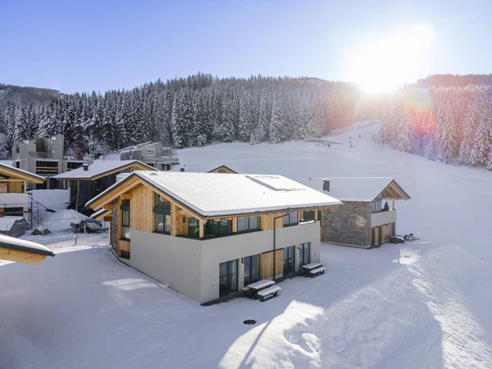 Ferienhaus für 6 Personen, mit Balkon/Terrasse und Terrasse sowie Garten