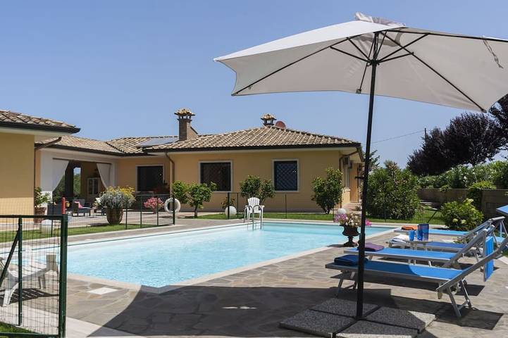 Maison de vacances pour 10 personnes, avec piscine et jardin - 1