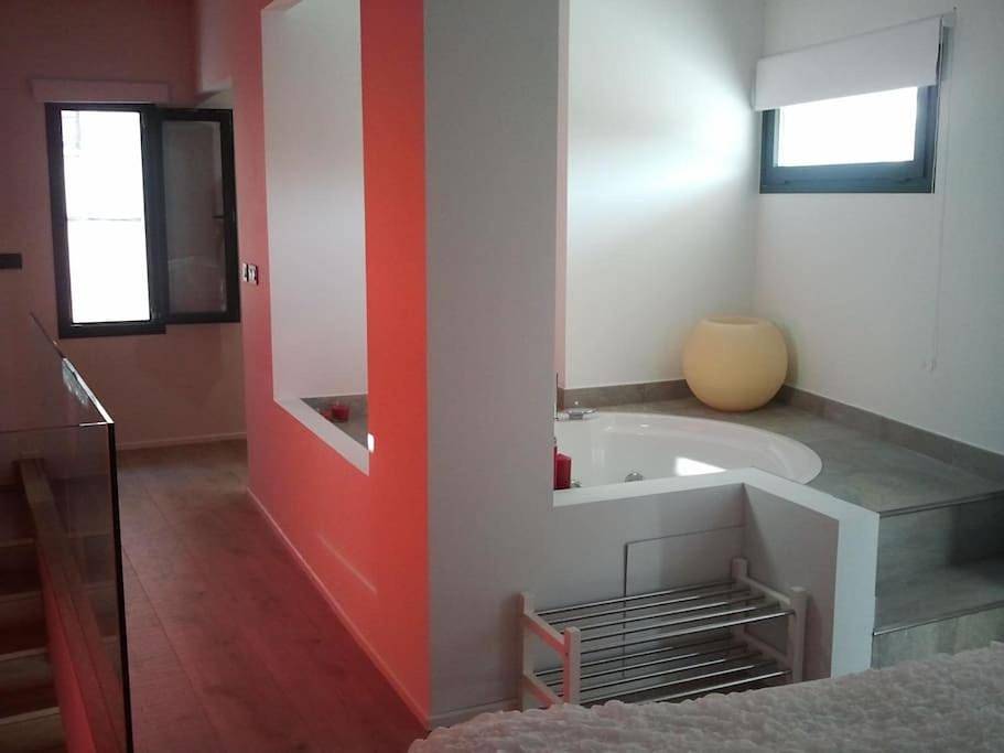Los Puentes casa con jacuzzi para 2 in Olmos de Peñafiel, Provincia de Valladolid