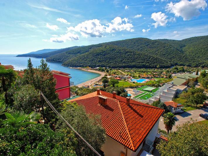 Ganze Wohnung, Ferienwohnung für 5 Personen mit Balkon in Rabac, Labin-Rabac