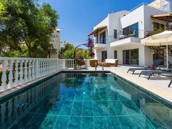Apartment for 6 people in Kalkan