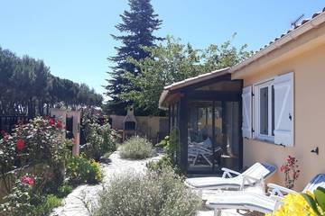 Gîte pour 6 personnes, avec jardin à Sauvian