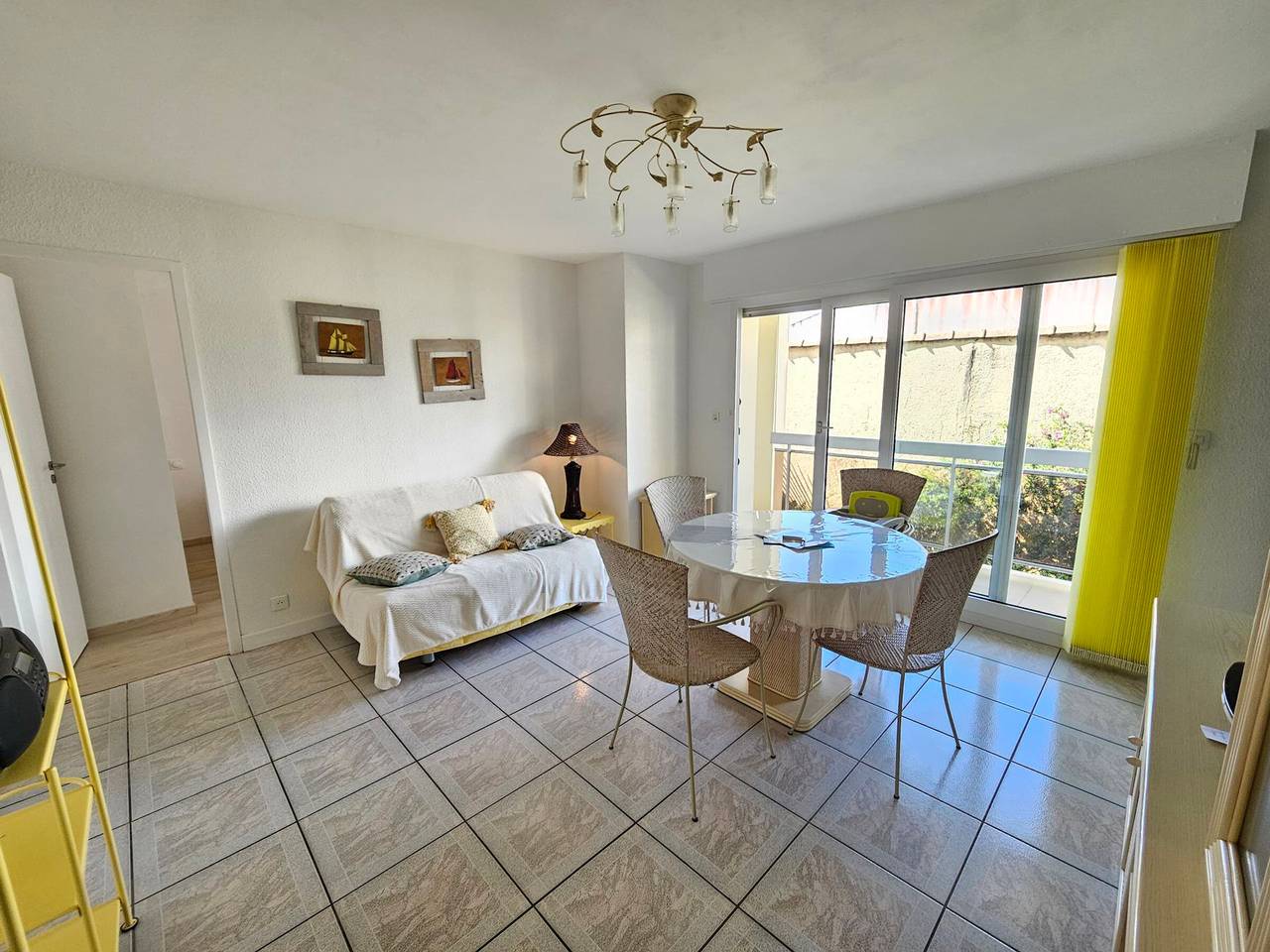Appartement entier, Appartement Centre-Ville Calme avec Balcon et Garage - Saint-Georges-de-Didonne in Saint-Georges-de-Didonne, Côte de Beauté