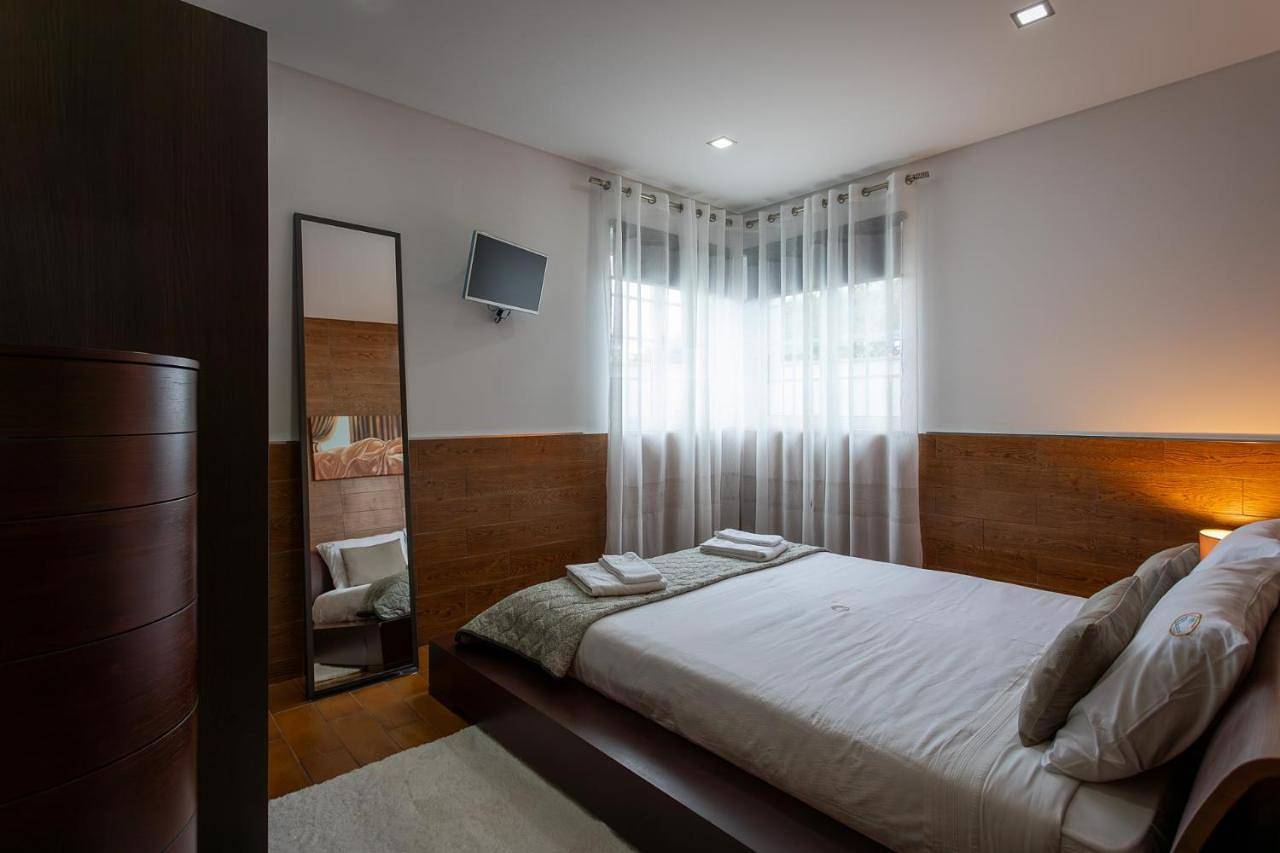 Three-Bedroom House in Adou de Cima, Estarreja