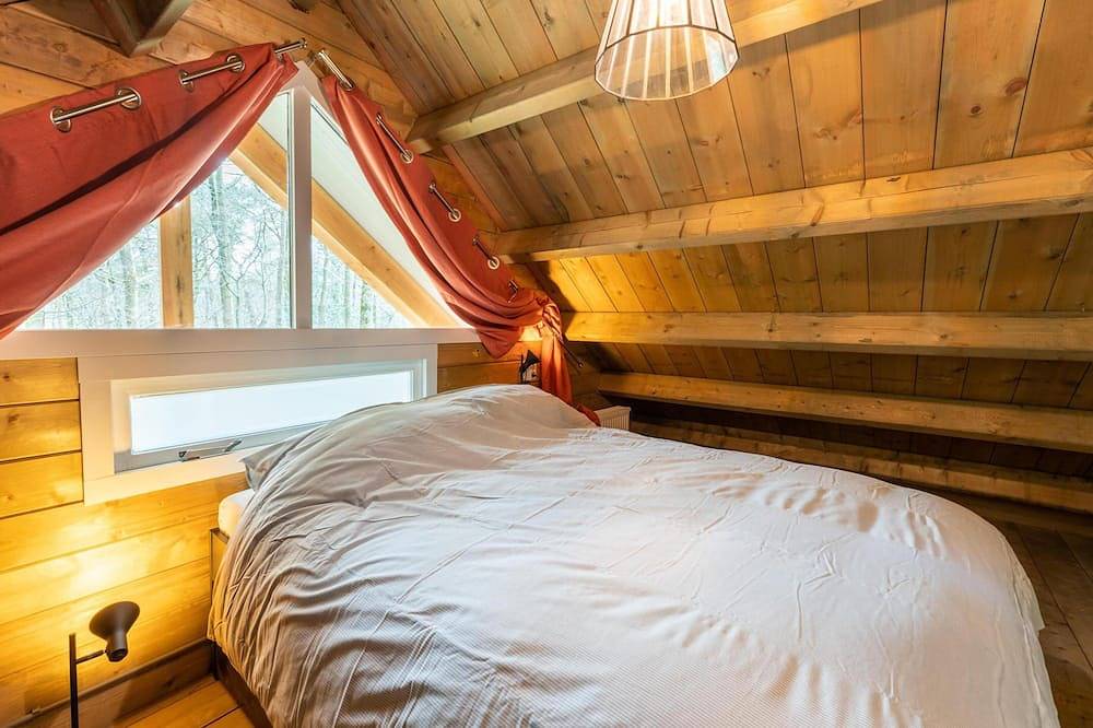 Mooi houten huis aan de rand van het bos in Soesterberg, Provincie Utrecht