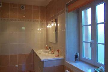 Gîte pour 4 Personnes dans Jouillat, Région de Guéret, Photo 3