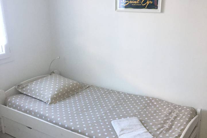 Villa pour 8 personnes, avec jardin, animaux acceptés à Saint-Cyr-sur-Mer - 4