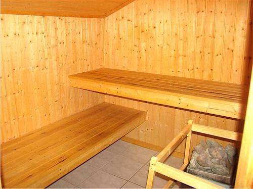 Reiher 24 - Gemütlicher Ferienbungalow für 4 Personen mit eigener Sauna in Mirow, Mecklenburg-Strelitz