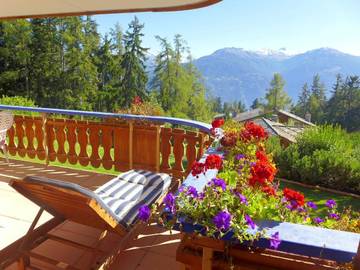 Chalet pour 4 personnes, avec balcon à Crans-Montana
