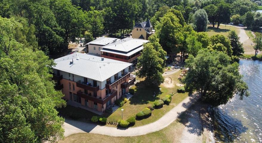 Hotel, mit Balkon und Terrasse sowie Garten und Sauna