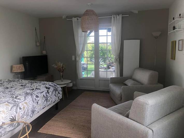 Location de vacances pour 4 personnes, avec Terrasse ainsi que Jardin et Vue à Saint-André-de-Seignanx