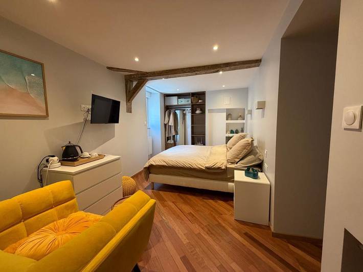 Gîte pour 2 personnes, avec Terrasse et Vue dans Domagné
