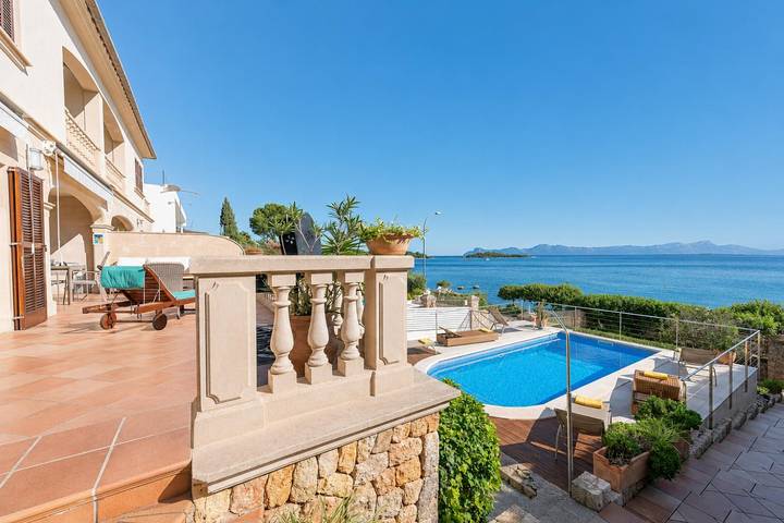 Villa für 8 Personen, mit Terrasse und Garten - 1
