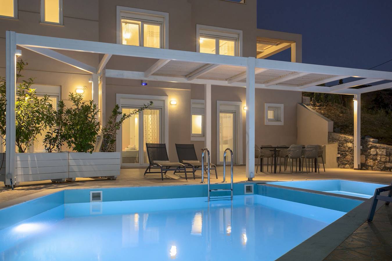 Villa für 6 Personen mit Pool in Lygaria, Achlada