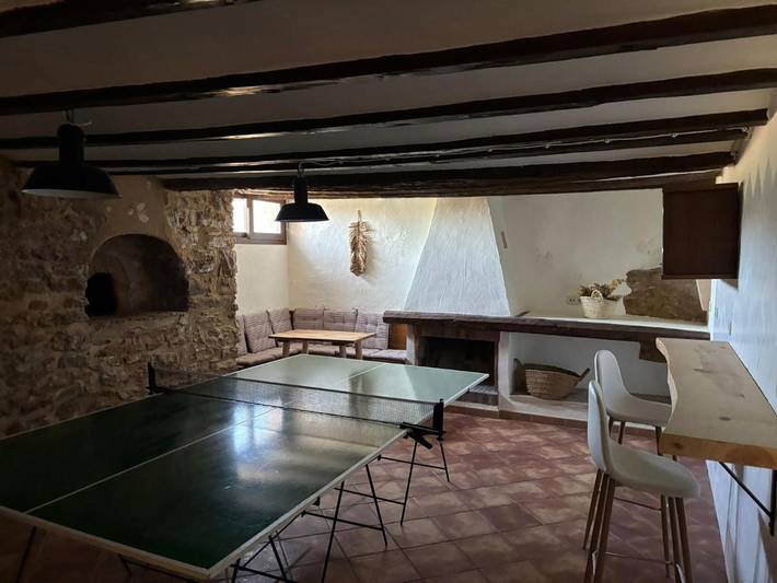 Casa rural para 8 personas, con vistas además de piscina y jardín, Se admiten mascotas en Alto Maestrazgo - 2