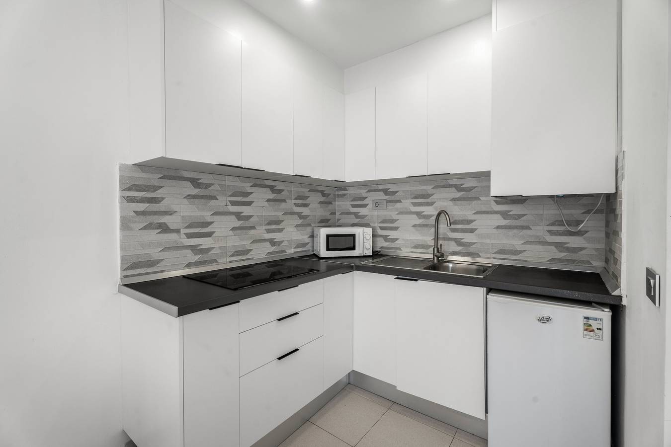 Ganze Wohnung, Ferienwohnung 'Michelangelo Resort 126' mit Gemeinschaftspool, Gemeinschaftsgarten und Klimaanlage in Las Adelfas, San Miguel de Abona