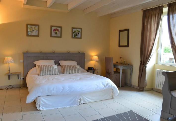 Location de vacances pour 5 personnes, avec terrasse, adapté aux familles à Saint-Yrieix-sur-Charente - 2