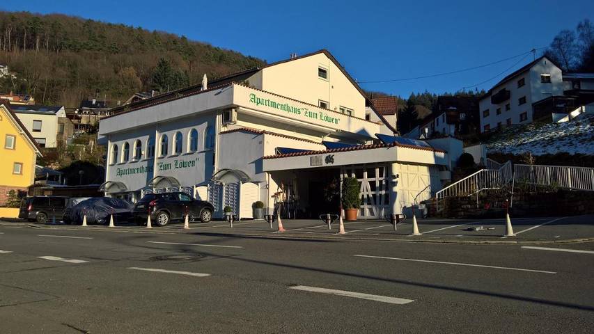 Ferieleilighet for 5 personer, med Balkong og Terrasse i tillegg til Utsikt i Heidelberg