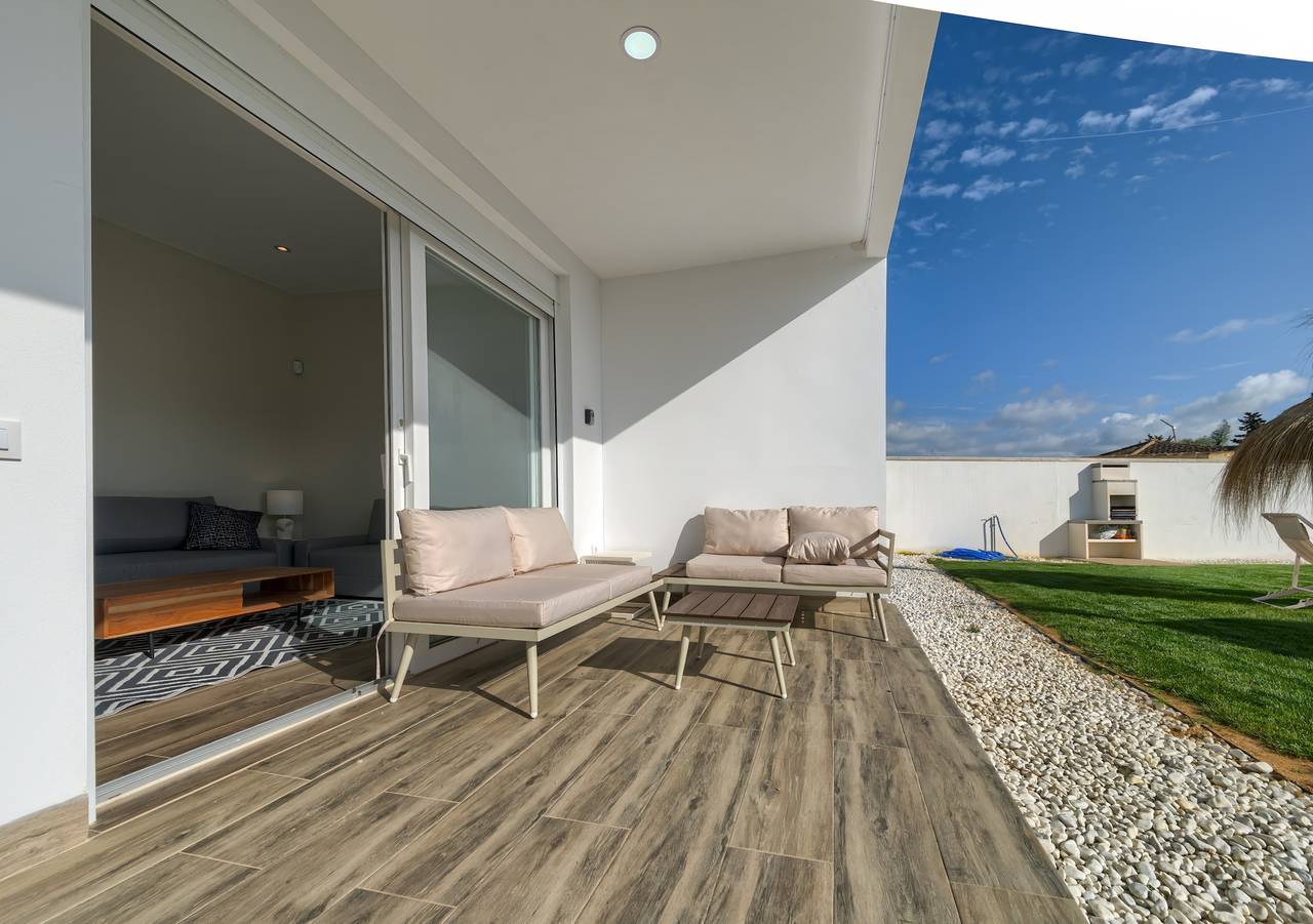 Villa 'Sanctipetri 10 Pax N2 - mayores de 25 años' con piscina privada, Wi-Fi y aire acondicionado in Novo Sancti Petri, Chiclana de la Frontera